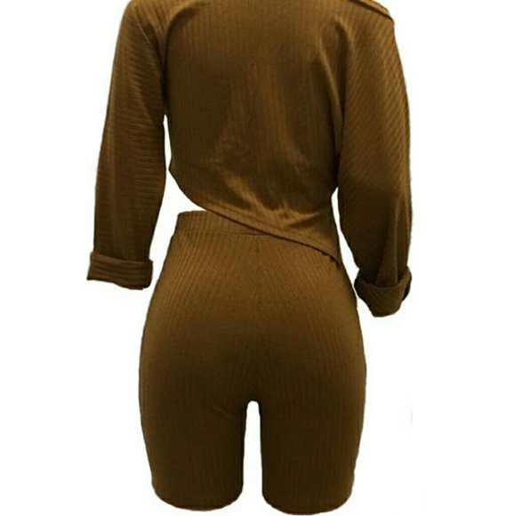 Two piece short set - Picture 4 of 4